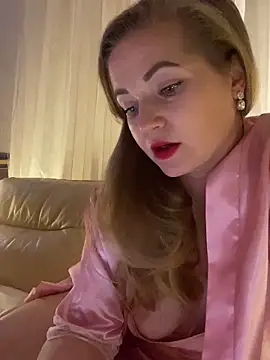 Lady  Maria online show from 12.10.24