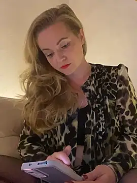 Lady  Maria online show from 12.11.24