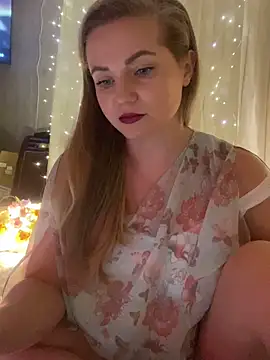 Lady  Maria online show from 12.22.24