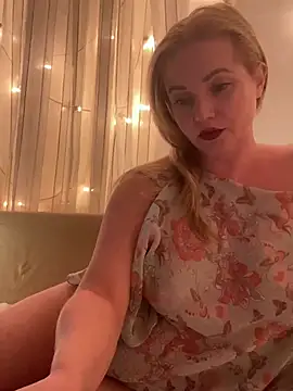 Lady  Maria online show from 01.10.25