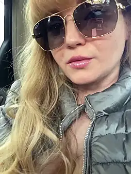 Lady  Maria online show from 03.11.25