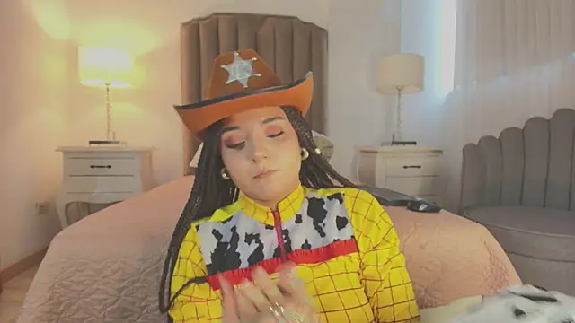 Emma Torres   online show from 11.15.25