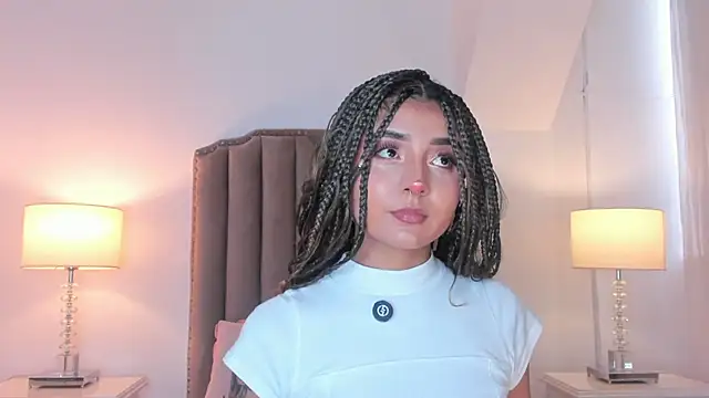 Emma Torres   online show from 02.04.26