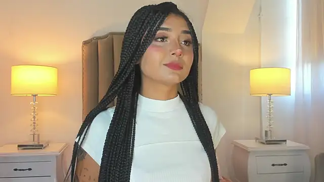 Emma Torres   online show from 04.03.26