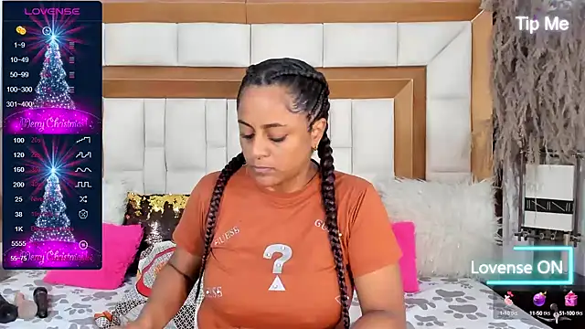 BellaKarla online show from 12.24.24