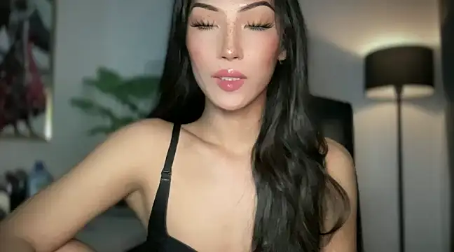 Bella Gordon online show from 02.28.25