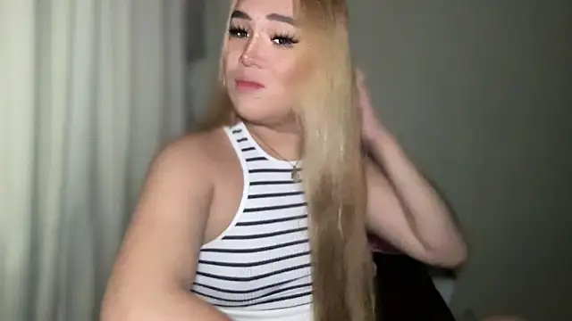 MissCataleyaxxx online show from 03.22.25