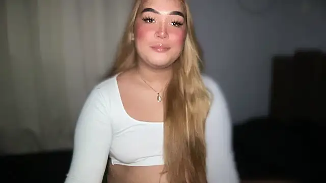 MissCataleyaxxx online show from 10.16.25