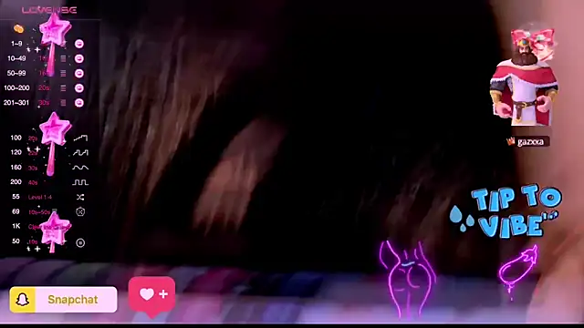 Snapshot of madina_taher chatting on 12.28.24 madina taher online show from 12.28.24