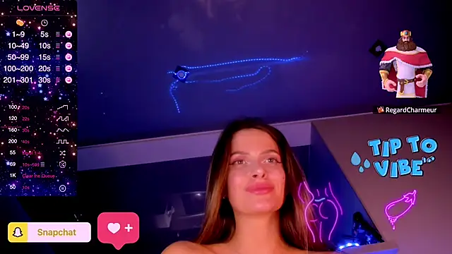 Snapshot of madina_taher chatting on 02.19.25 madina taher online show from 02.19.25