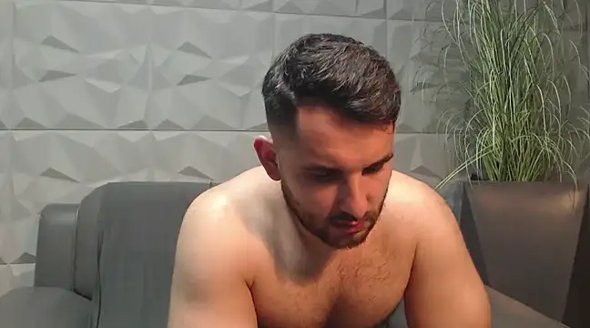 Antoniodiamond online show from 01.15.25