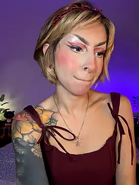 Cinamoonn online show from 10.04.25