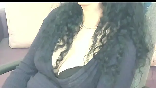 SweetArtemis online show from 02.17.25