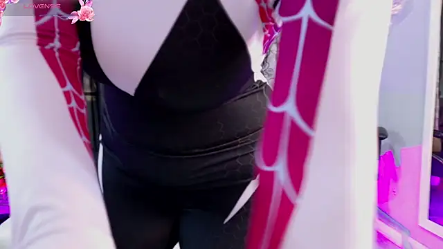 BLACK ROSSE 1 online show from 11.04.25