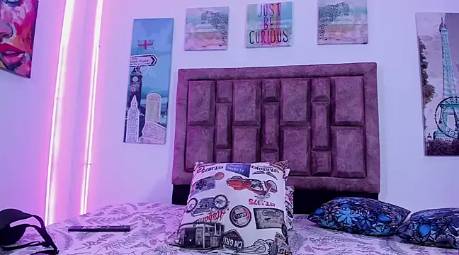 NaughtyAnaa online show from 12.28.24