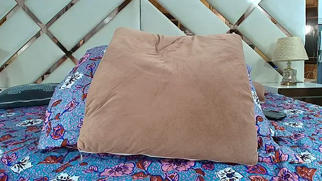 NaughtyAnaa online show from 03.06.25