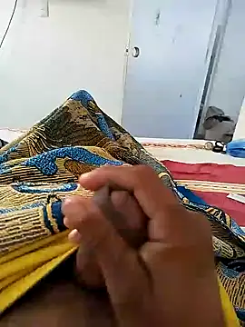 Snapshot of sagrado_1989 chatting on 12.24.24 sagrado 1989 online show from 12.24.24