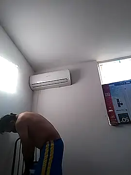 Snapshot of sagrado_1989 chatting on 01.06.25 sagrado 1989 online show from 01.06.25