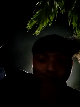 Snapshot of 000002m chatting on 12.23.25 000002m online show from 12.23.25