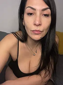 Snapshot of Cataleya80 chatting on 01.20.25 Cataleya80 online show from 01.20.25
