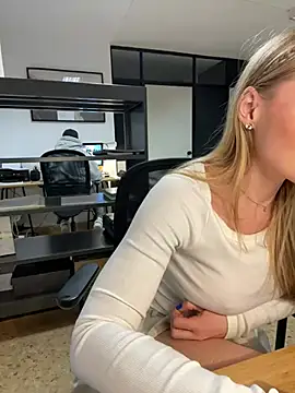 EmaSalis online show from 01.21.25