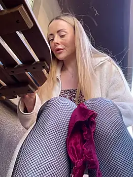 EmaSalis online show from 03.12.25