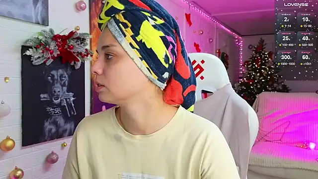 Misss Vikk online show from 12.19.25