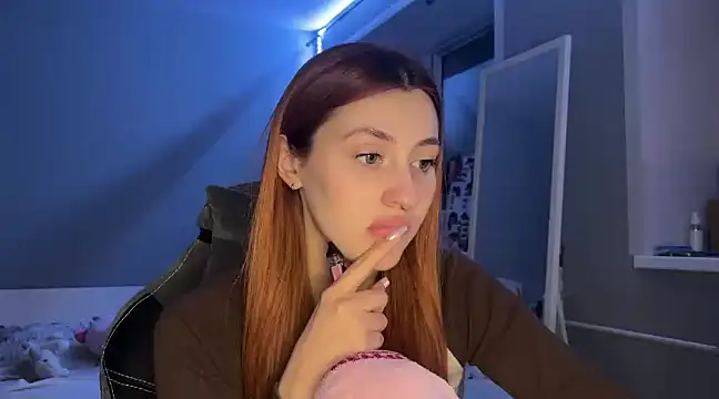 Uniarten online show from 01.22.25