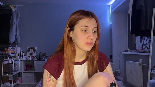 Uniarten online show from 03.16.25