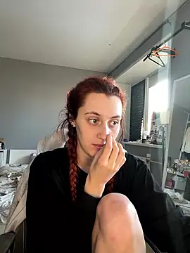 Snapshot of Uniarten chatting on 01.13.26 Uniarten online show from 01.13.26