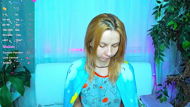 Snapshot of Bell_a_mi_ chatting on 02.10.25 Bell a mi online show from 02.10.25