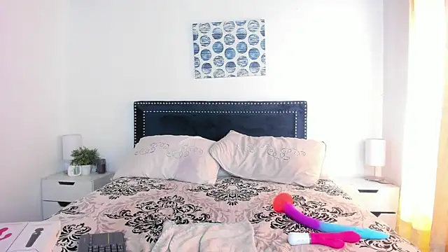 ZulyMichels online show from 01.16.25