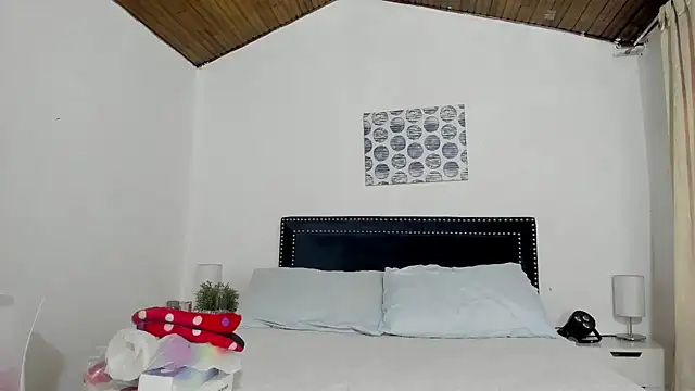 ZulyMichels online show from 02.12.25