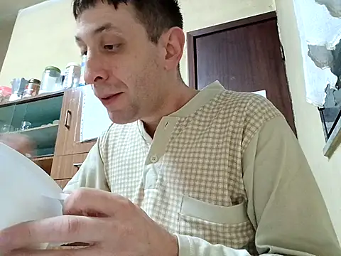 White rabbit  online show from 11.10.25