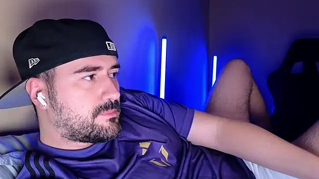 DominantTheo online show from 04.15.26