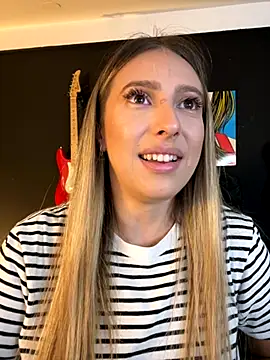 Eva Ryen online show from 09.17.25