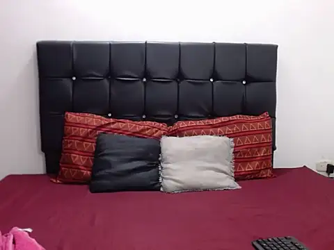 Violette Adams online show from 02.11.25