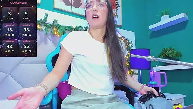 Snapshot of levana1 chatting on 01.07.25 levana1 online show from 01.07.25