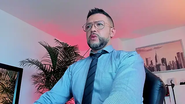 MrFrank tattoo online show from 12.03.24