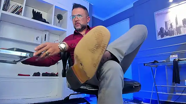 MrFrank tattoo online show from 03.22.25