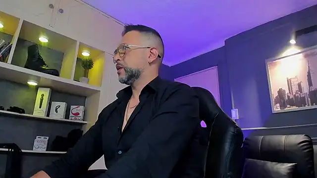 MrFrank tattoo online show from 11.18.25