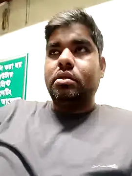 Snapshot of supansen chatting on 03.15.25 supansen online show from 03.15.25