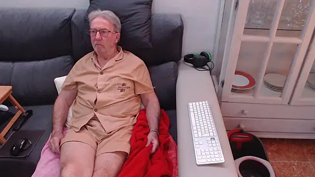 Nudelschwanz online show from 02.21.25