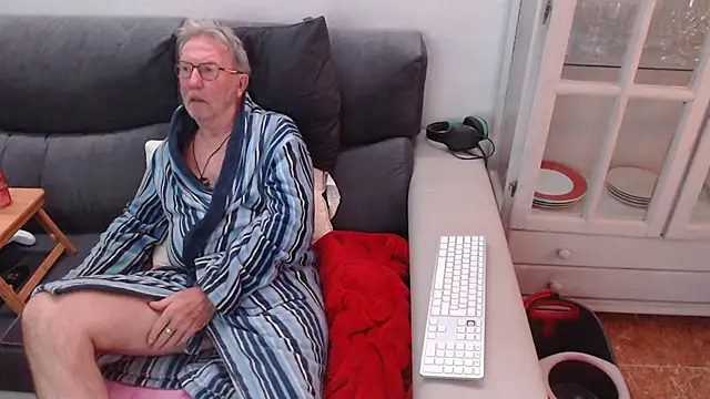 Nudelschwanz online show from 02.23.25