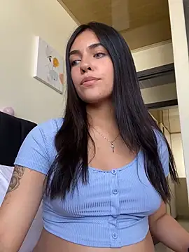 DaphneUwu online show from 01.19.25