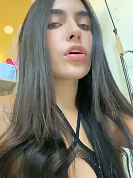 DaphneUwu online show from 09.27.25