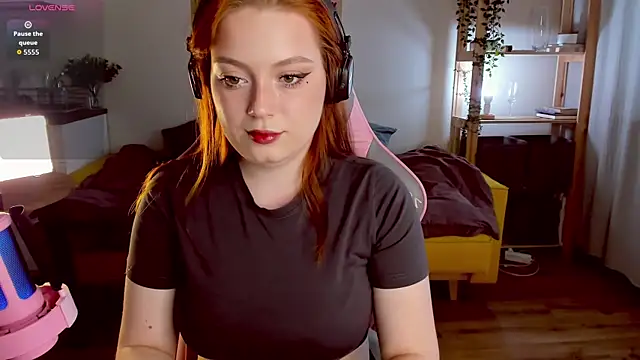 Sofy Benson online show from 09.24.25