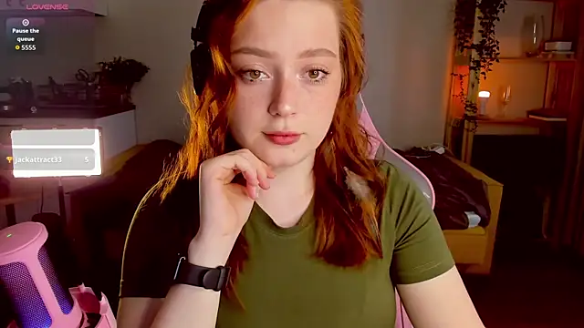 Sofy Benson online show from 10.15.25