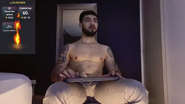 MarkWalker   online show from 11.08.25