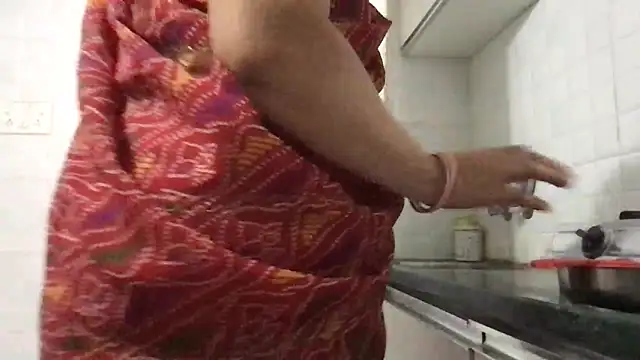 Snapshot of Riyasingh9 chatting on 03.06.25 Riyasingh9 online show from 03.06.25